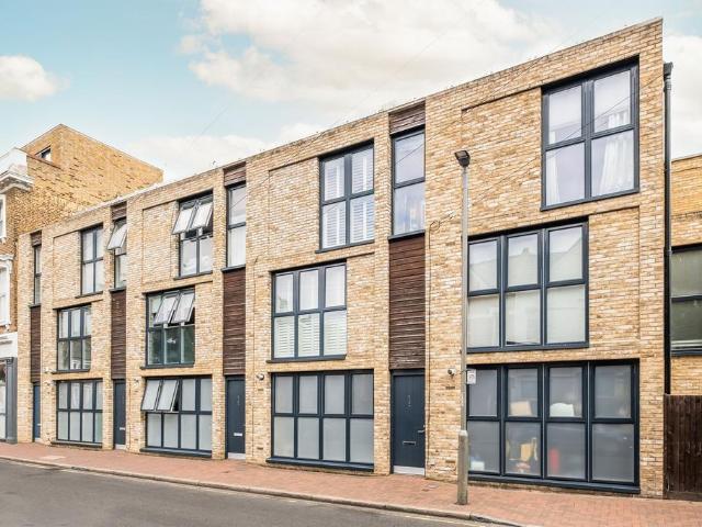 House for sale in Putney, Greater London