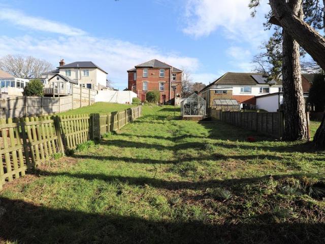 House for sale in Kinson, Bournemouth