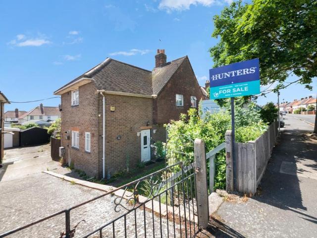 House for sale in Hayes, Greater London