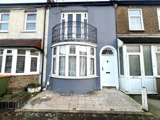 House for sale in Canning Town, Greater London