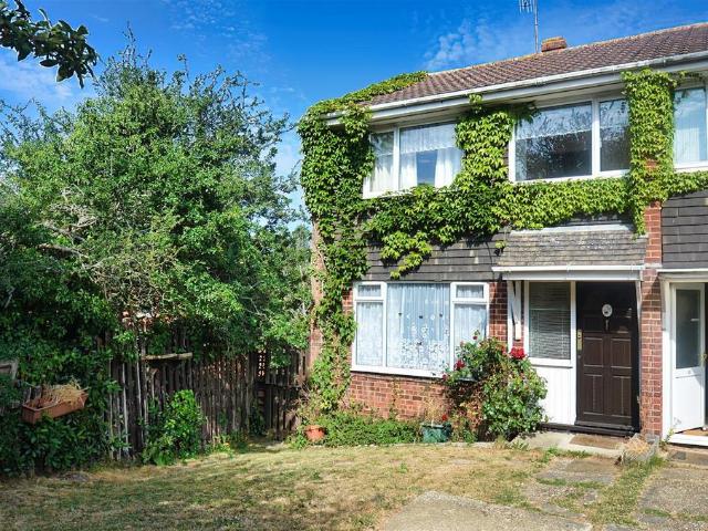 House for sale in Binstead, Ryde