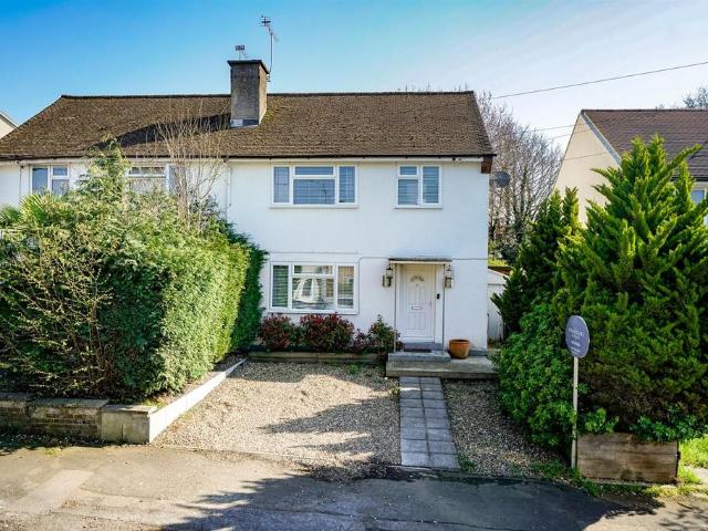 House for sale in Batchworth, Hertfordshire