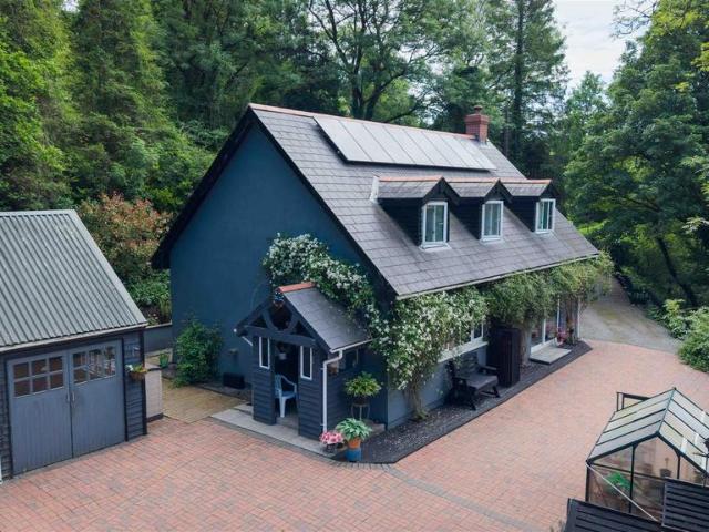 House for sale in Cwmfelin Boeth, Whitland
