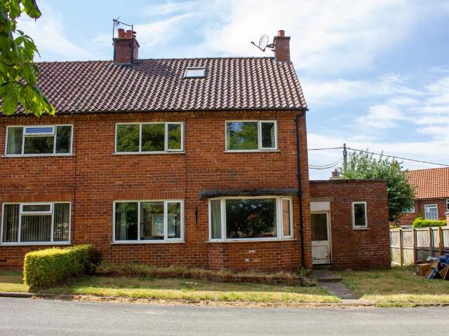 House for sale in Slingsby, North Yorkshire
