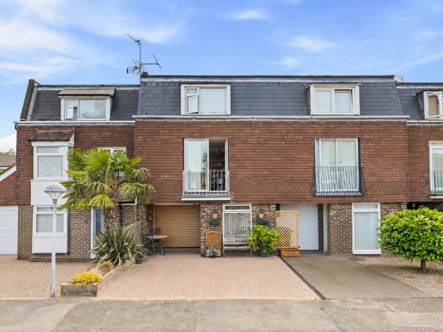 House for sale in Storrington and Sullington, Horsham