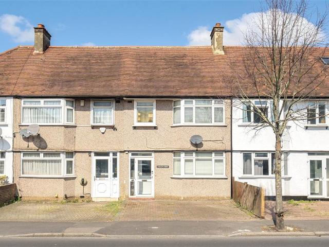 House for sale in London Borough of Merton, Mitcham