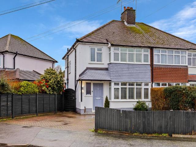 House for sale in Red Hill, Surrey