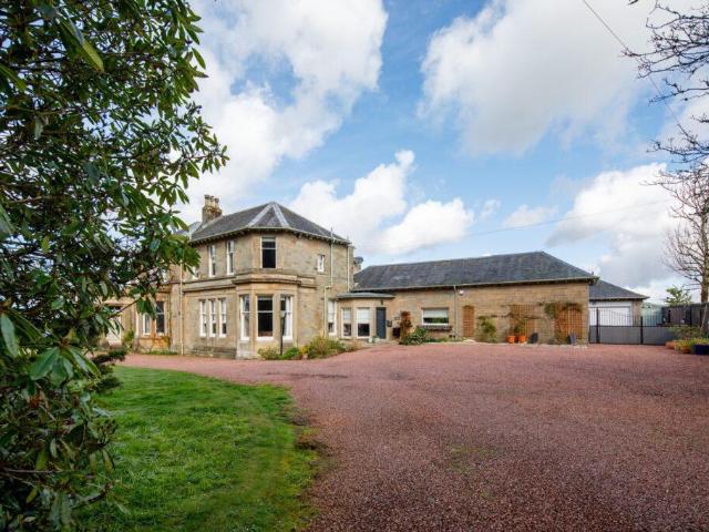 House for sale in Thorntonhall, Scotland