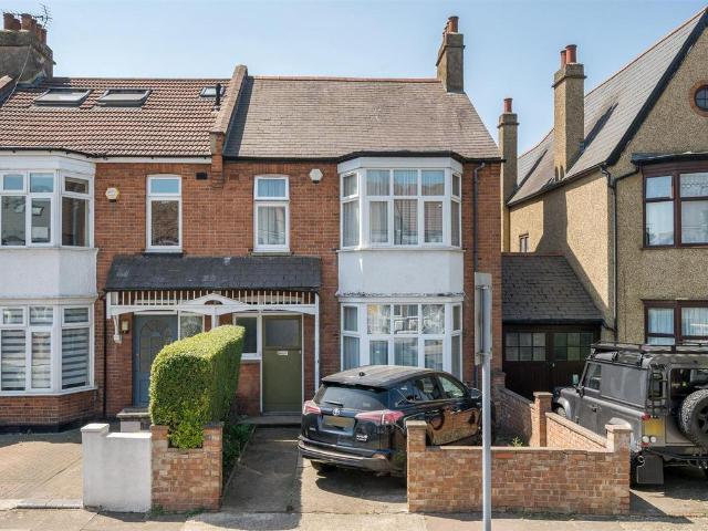 House for sale in Harlesden, Greater London
