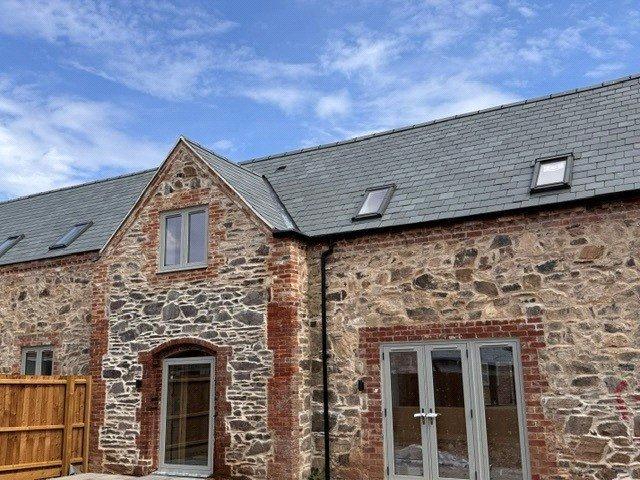 House for sale in Elmfield, Leicestershire