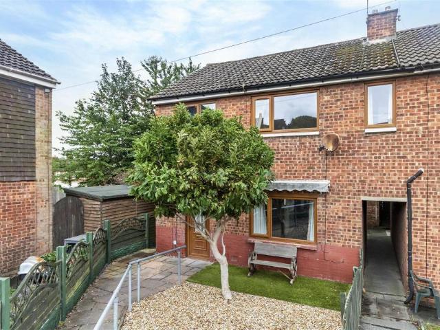 House for sale in Shaw Lane, Yeadon