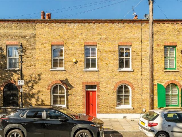 House for sale in Bethnal Green, Greater London