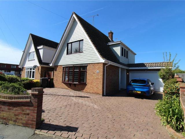House for sale in Stroud Green, Barling