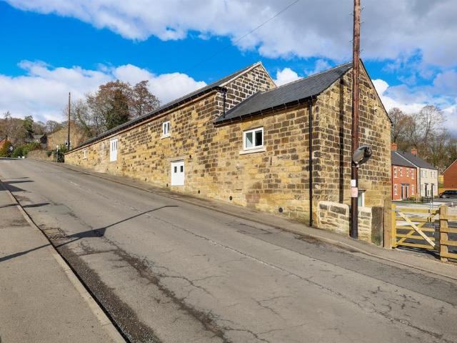 House for sale in Kedleston, East Midlands