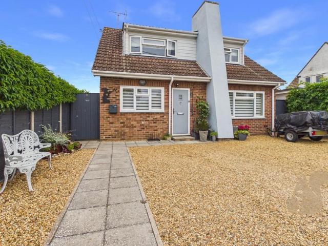 House for sale in Fordham Heath, Essex