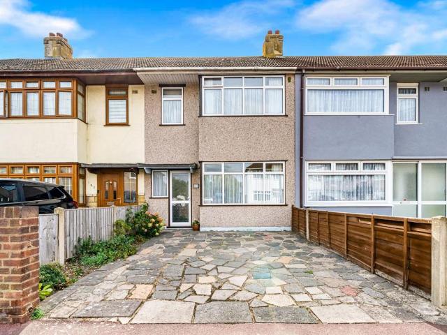 House for sale in Dagenham, Greater London