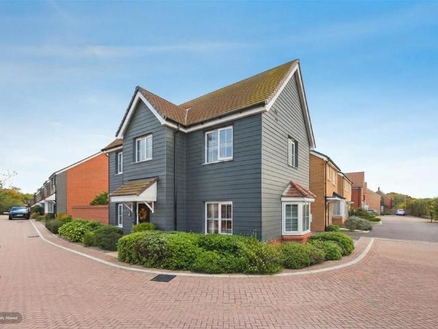 House for sale in Eight Ash Green, Colchester