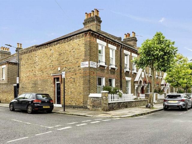 House for sale in Kensal Town, Greater London