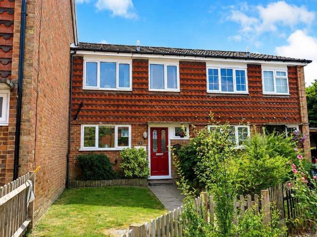 House for sale in Halstead, Sevenoaks