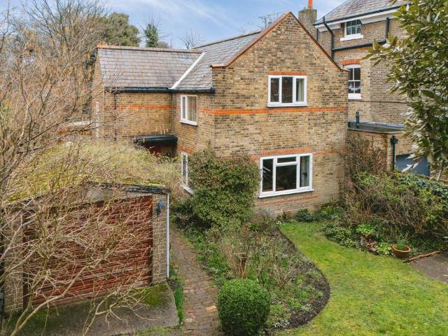 House for sale in Kidbrooke, Greater London