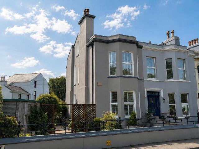 House for sale in Scotland