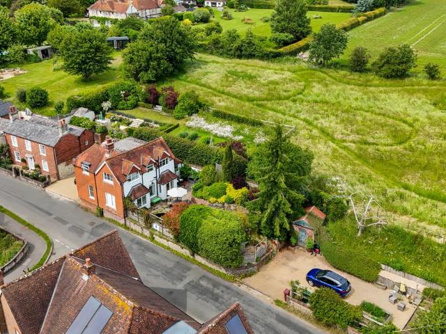 House for sale in Littlecote, West Sussex