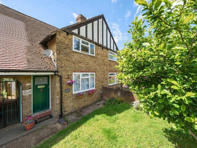 House for sale in Middle Park, Greater London