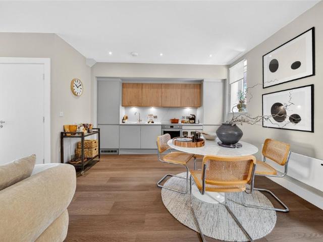House for sale in Eastmoor, West Yorkshire