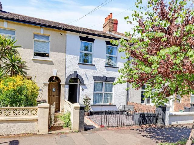 House for sale in Penge, Greater London