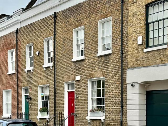 House for sale in Notting Hill, Greater London