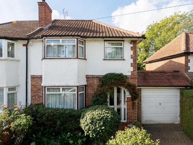 House for sale in Selsdon, Greater London