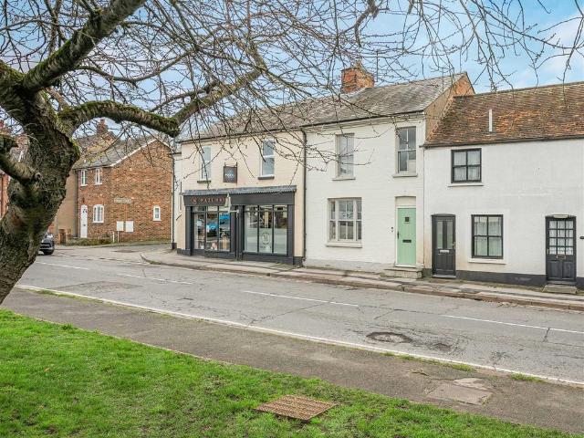 House for sale in Berrick Salome, Oxfordshire