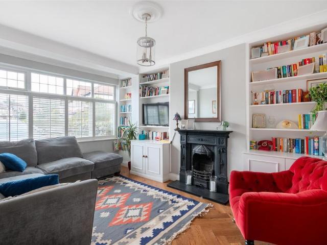 House for sale in London Borough of Merton, Merton Park
