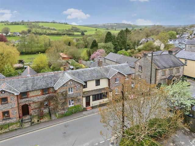 House for sale in Maiden Newton, East Dorset