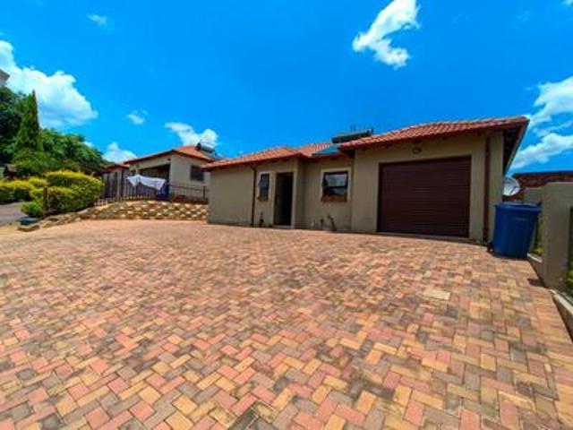 House for sale in Akasia, Gauteng