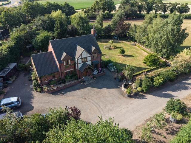 House for sale in Baswich, Staffordshire