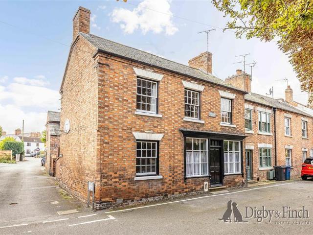 House for sale in Barton In Fabis, East Midlands