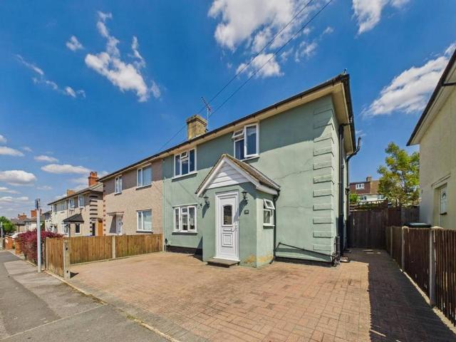 House for sale in Crayford, Greater London