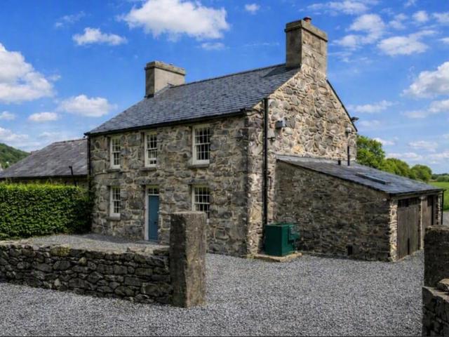 House for sale in Harlech, Talsarnau