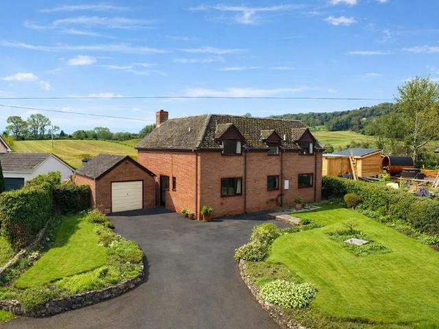 House for sale in Llynclys, Shropshire