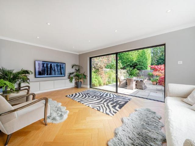 House for sale in Chalfont St. Peter, Denham