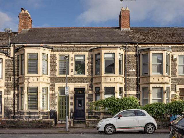 House for sale in Falcon Lodge, Wales