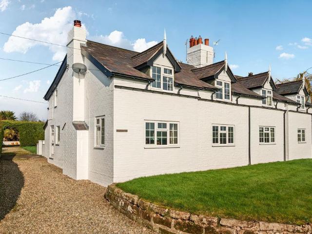 House for sale in Hampton Heath, Cheshire