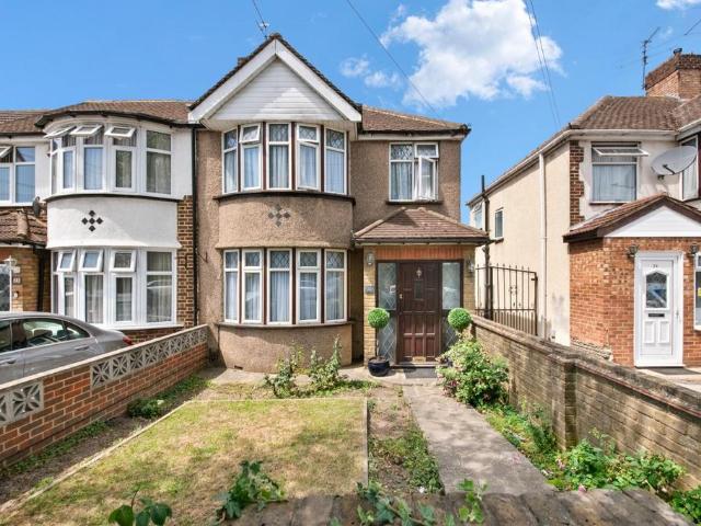 House for sale in Greater London