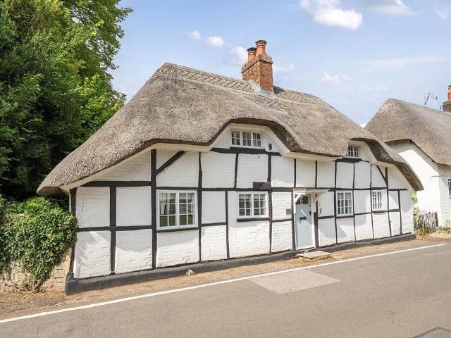 House for sale in Hampshire