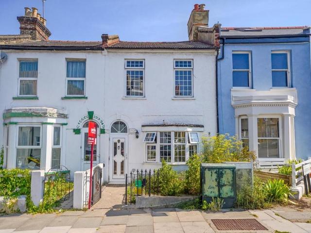 House for sale in Loughborough Junction, Greater London