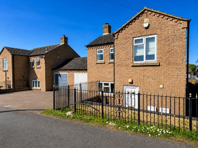 House for sale in Barway, Cambridgeshire