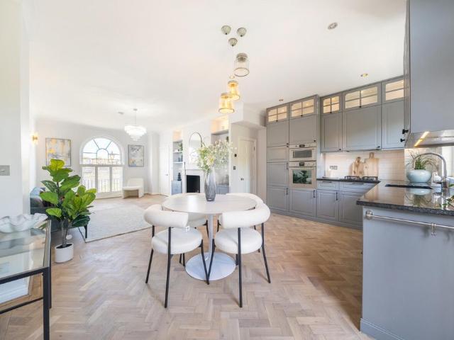 House for sale in Rotherhithe, Greater London