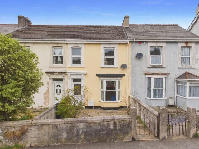 House for sale in Mount Ambrose, Cornwall