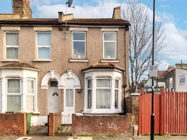 House for sale in London Borough of Newham, Greater London